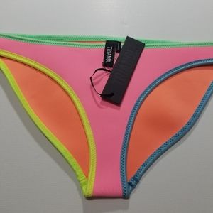 111B Triangl Pink Multi Color